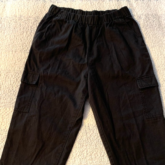 Black, baggy cargo pants - Picture 2 of 4